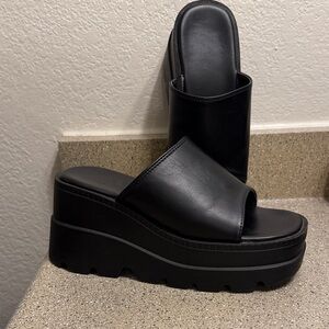 Black Platform Slide Sandals